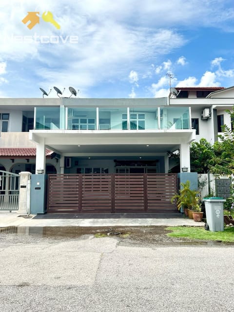 Property building, Day