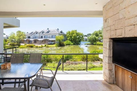 Patio, BBQ facilities