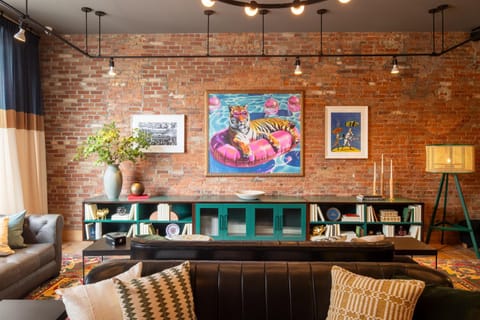 Moxy Cincinnati Downtown Hotel in Cincinnati