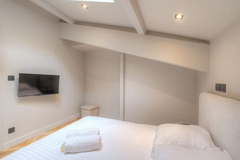 Charmant appartement en duplex pour 4, St-Didier Apartment in Lyon