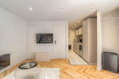 Charmant appartement en duplex pour 4, St-Didier Apartment in Lyon