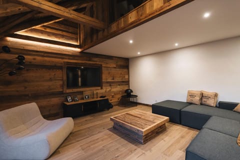 Property building, Living room