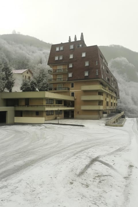Artesina Apartment in Liguria