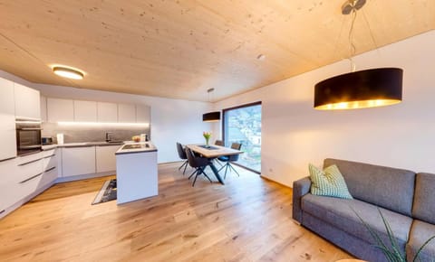 Living room, Dining area, kitchen