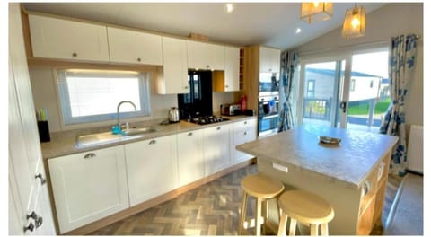 The Retreat Lodge House in England