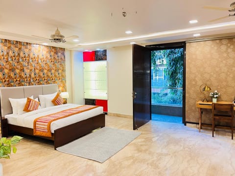 Bed, Photo of the whole room, Bedroom, air conditioner