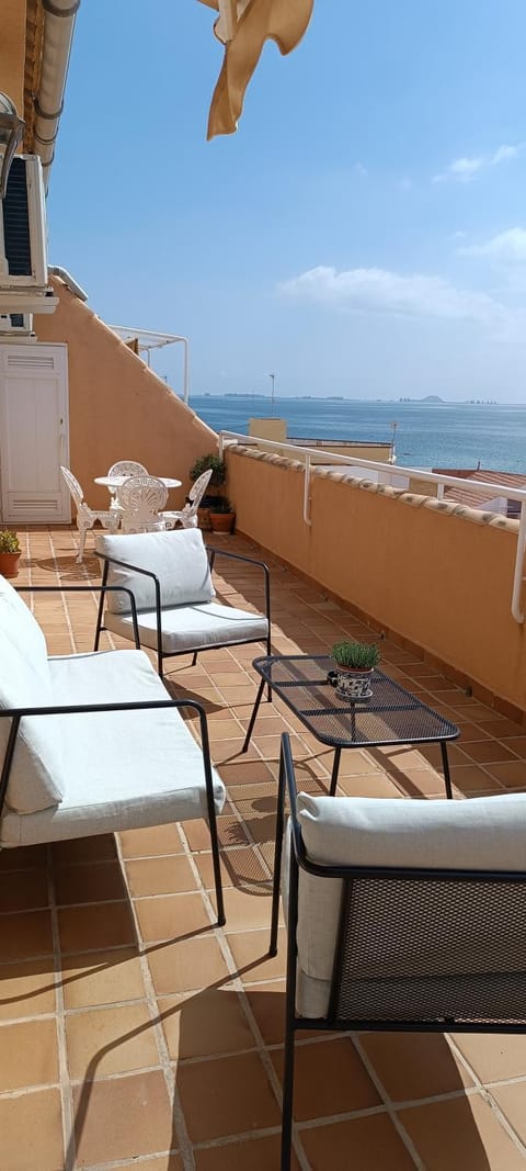 Off site, Balcony/Terrace