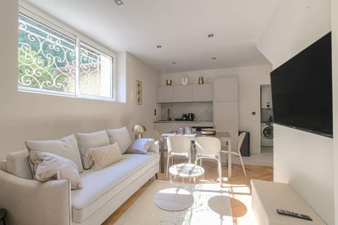 Joli appartement T2, bien équipé, Saint-Didier Apartment in Lyon