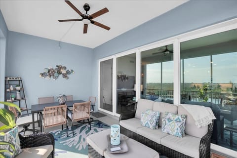 Latitude Adjustment Penthouse by Coastal Chic Apartment in Bradenton