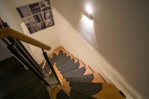 Luxury 口 Studio Knox PrimeTV 口 8min zum S-Hbf Apartment in Stuttgart