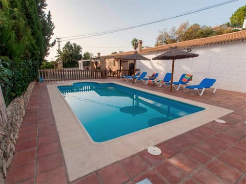 Patio, Pool view, sunbed