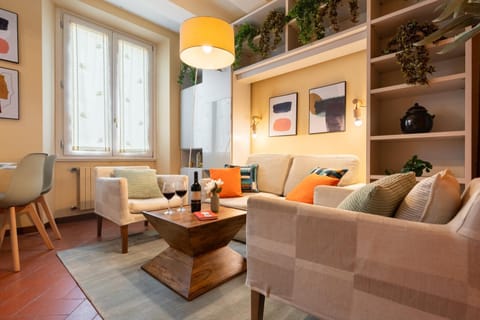 Living room, Seating area, internet