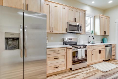 Walk to Independence Theatre Dtwn Retreat! House in Independence