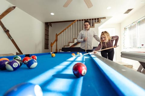 Eagle Retreat Mountain Escape New With AC House in Shaver Lake