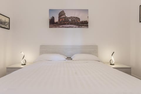 A Casa di Max - Battistini Station "Metro A" Apartment in Rome