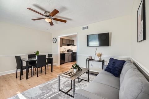 Overlook Club C7 l Spacious and cozy Apartment in Cumming