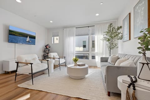 Meridian Park Shoreline WA House in Shoreline