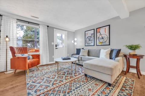 Renovated townhome on bike path includes bikes House in Avondale Estates