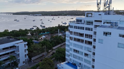 Property building, Day, Bird's eye view, City view, Sea view, Location