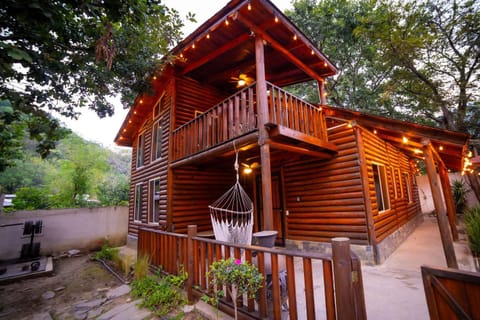 Property building, Balcony/Terrace
