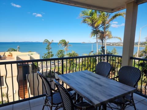 Patio, Sea view
