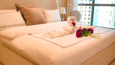 USMANS 3 Bedroom Apartment all Rooms Sea View Direct Beach Access Daily HOUSEKEEPING JBR Apartment in Dubai