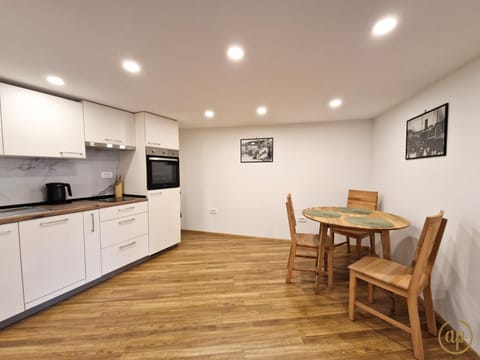 Kitchen or kitchenette, Dining area, oven, stove, toaster