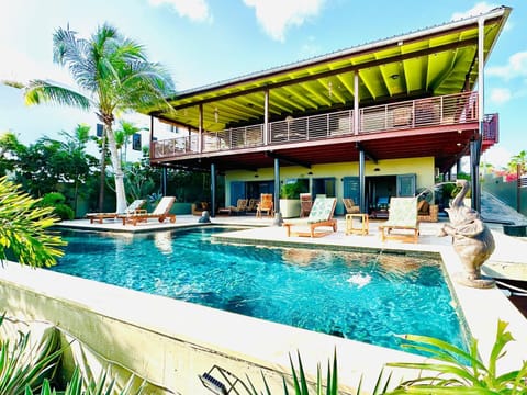 Property building, Swimming pool