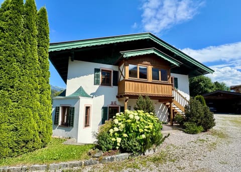 Property building, Spring