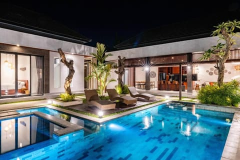 Night, Garden, Garden view, Pool view