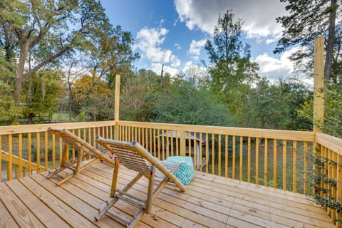 5 Mi to Trussville Birmingham Home with Balcony House in Birmingham