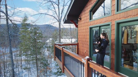 Strasse Ski Chalet Hot Tub Dog-Friendly Skiing House in Glen