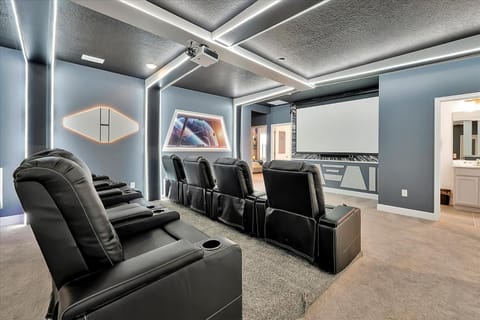 Epic Orlando Mansion-Pool-Game Room-Theater-2 House in Orlando