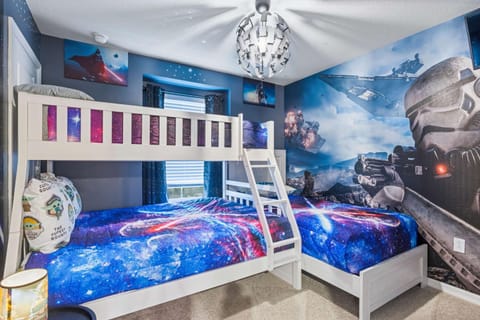 BRAND New 5 bed Villa in Windsor Cay Villa in Four Corners