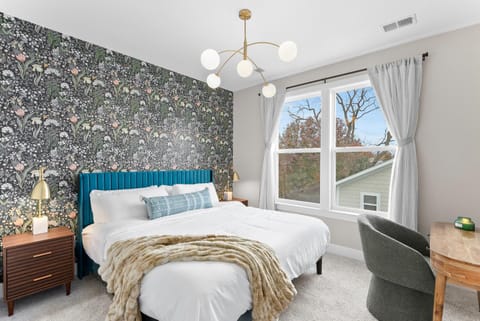 Modern Luxury in Del Ray 10 min to DC & Old Town House in Alexandria