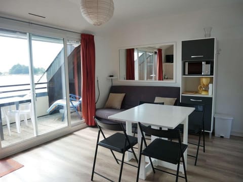 Étel - Studio lumineux 25 m², 2* - FR-1-479-168 Apartment in Étel