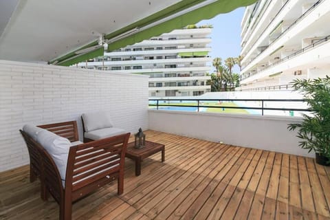 Day, View (from property/room), Balcony/Terrace, Pool view, Swimming pool