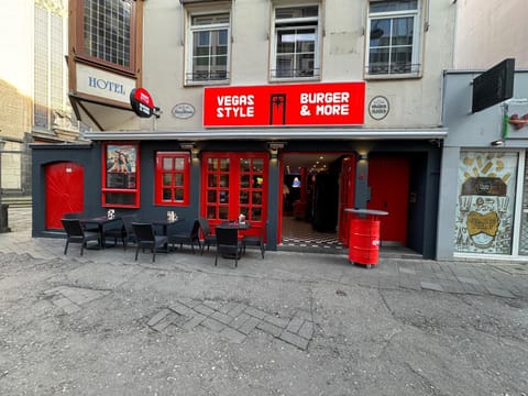 Property building, Day