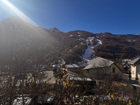 Day, Natural landscape, Mountain view