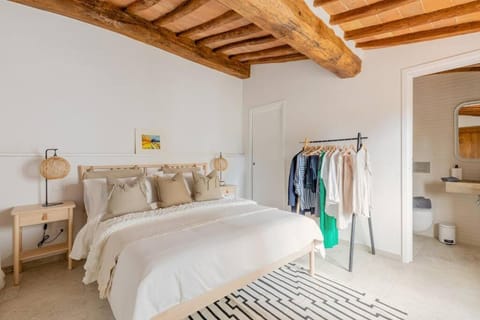 Tusci Loft San Gimignano A GEM in the CITY Apartment in San Gimignano