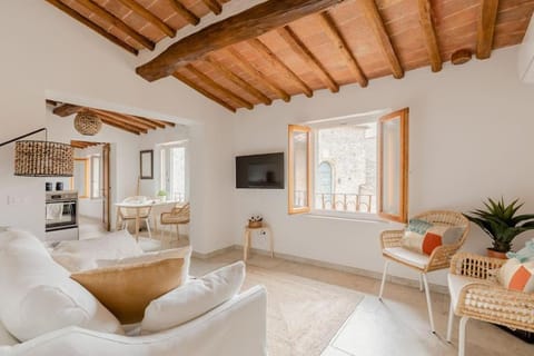 Tusci Loft San Gimignano A GEM in the CITY Apartment in San Gimignano