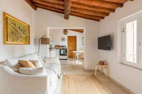 Tusci Loft San Gimignano A GEM in the CITY Apartment in San Gimignano