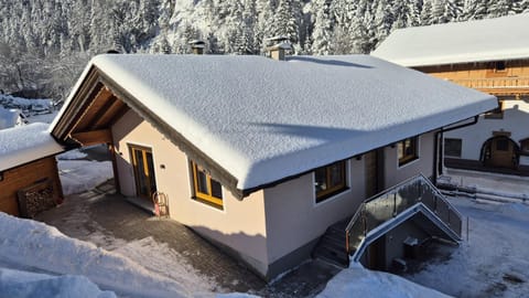 Property building, Day, Winter