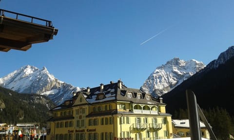 Property building, Day