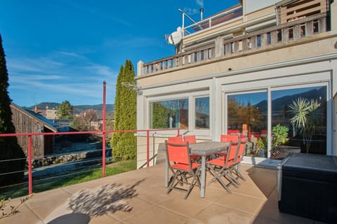 Property building, Living room