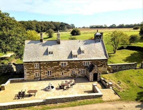 Property building, Garden, Garden view