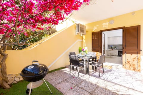 Spring, Garden, Dining area