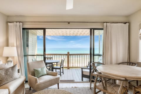 Seamist #8 House in Seacrest