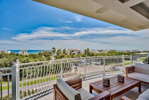 Legacy Alexander at Palm Court House in Rosemary Beach