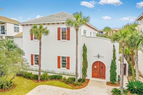 Clare's Cottage House in Rosemary Beach